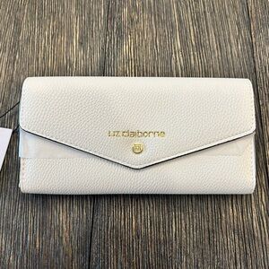 Liz Claiborne White Envelope Wallet